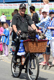 Dogged Pompey fans!